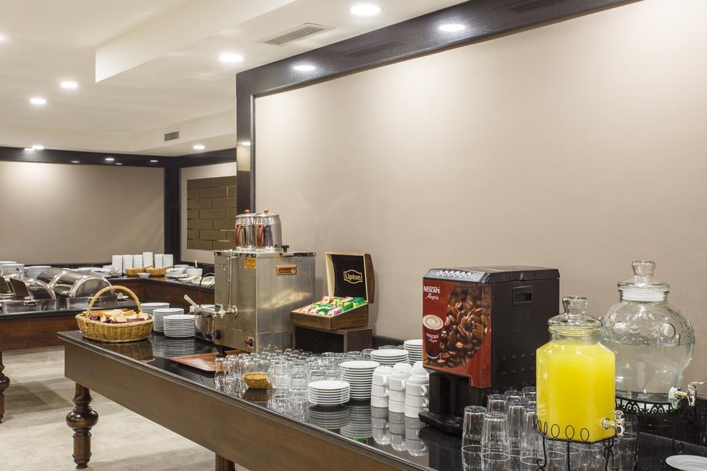 Antroyal Hotel Анталія Екстер'єр фото