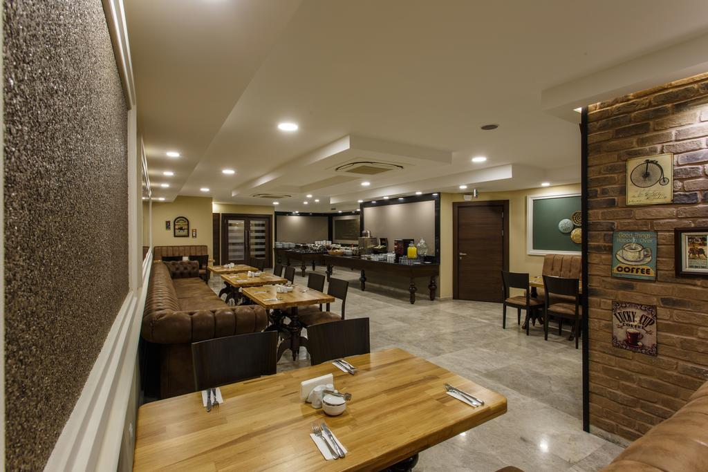 Antroyal Hotel Анталія Екстер'єр фото