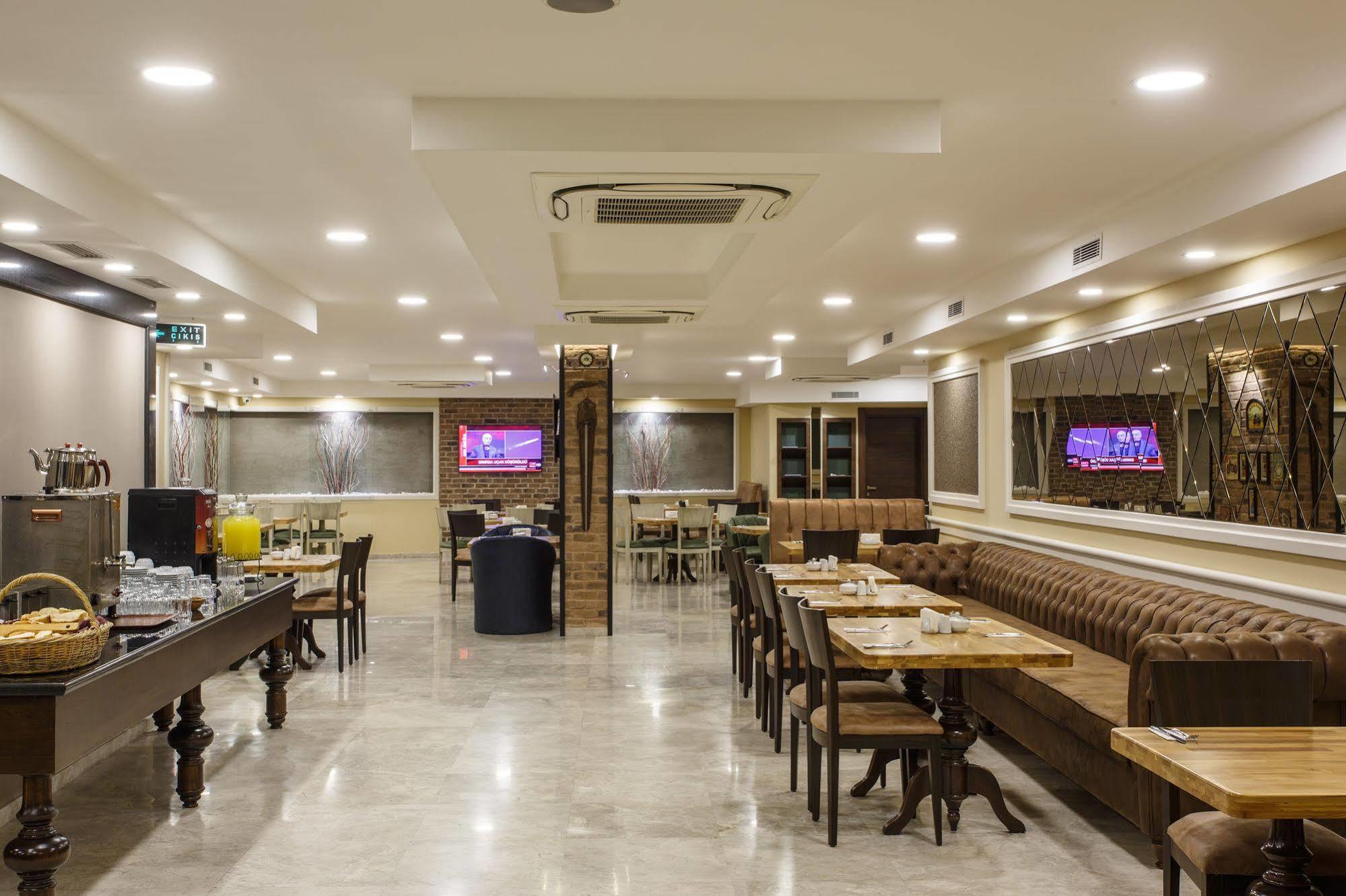 Antroyal Hotel Анталія Екстер'єр фото